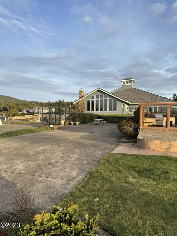 Newport, OR 97365,6225 N Coast Hwy Lot 143