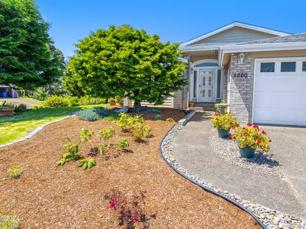 Waldport, OR 97394,1260 SW Sailfish LOOP