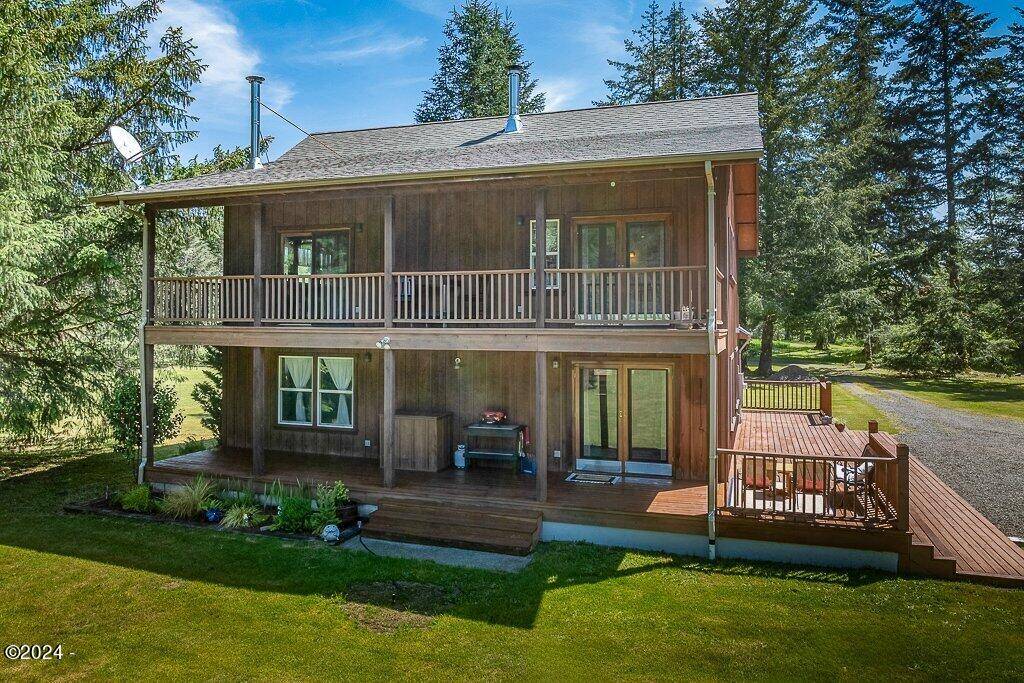 Siletz, OR 97380,4104 Logsden RD