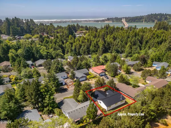 Waldport, OR 97364,735 SE Bird AVE