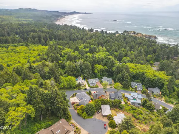 Otter Rock, OR 97369,103 Sea Crest CT