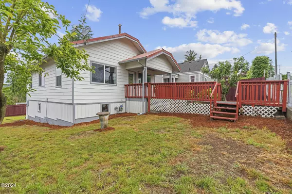 Toledo, OR 97391,931 SE Fir ST