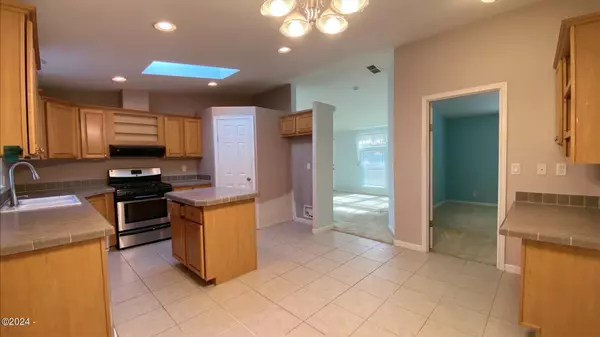 Lincoln City, OR 97367,4289 SE Heron LOOP