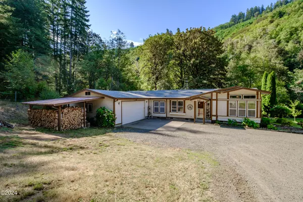 736 E Yates RD,  Alsea,  OR 97324