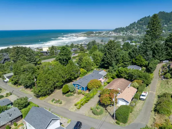 Yachats, OR 97498,57 Greenhill DR