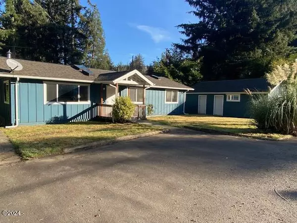 120 N Riverton CT, Otis, OR 97368