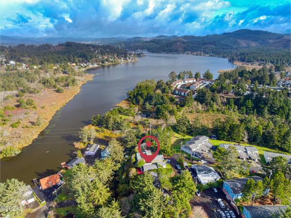 Lincoln City, OR 97367,1459 SE 2nd Place