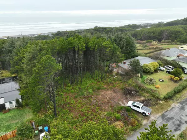 Waldport, OR 97394,4490 SW Eriksen AVE