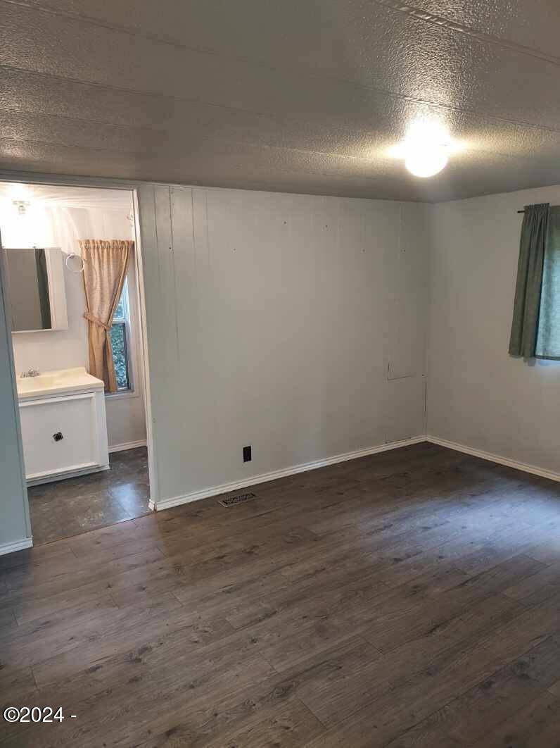 Otis, OR 97368,6310 N Hwy 101 #7