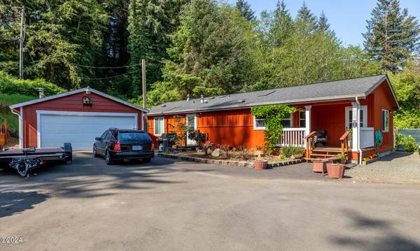 288 N Deerlane DR, Otis, OR 97368