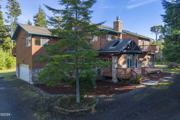 8945 NW Kimberley ST, Seal Rock, OR 97376