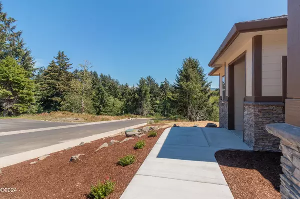 Lincoln City, OR 97367,2756 NE 55th PL