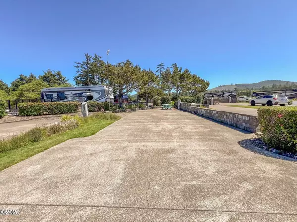 Newport, OR 97365,6225 N Coast HWY #Lot 136