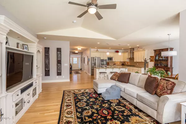 Newport, OR 97366,5765 SW Barnacle CT