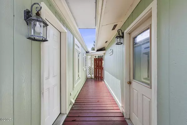 Newport, OR 97365,5758 NE Evergreen LN