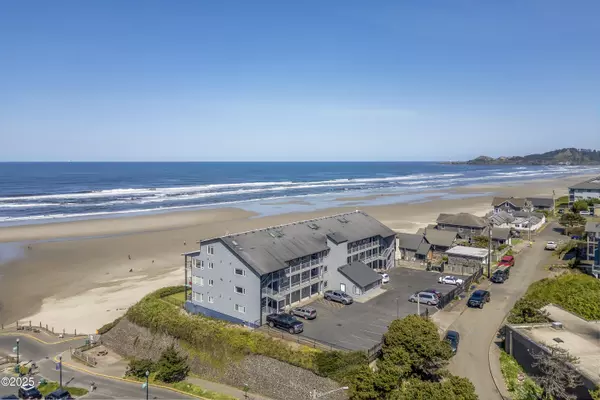 507 NW Alpine ST #302, Newport, OR 97365