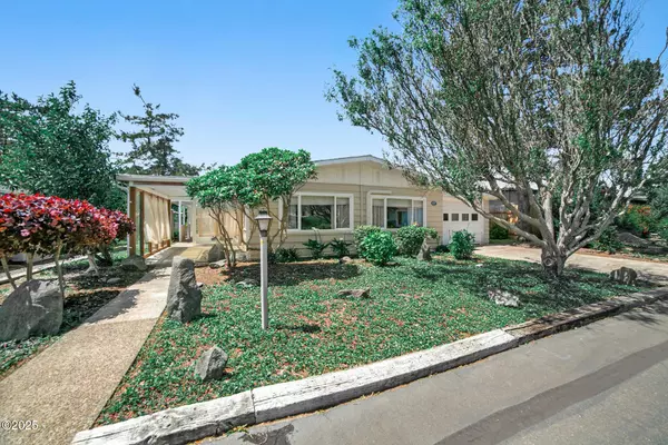 3437 NE BENTON ST, Newport, OR 97365