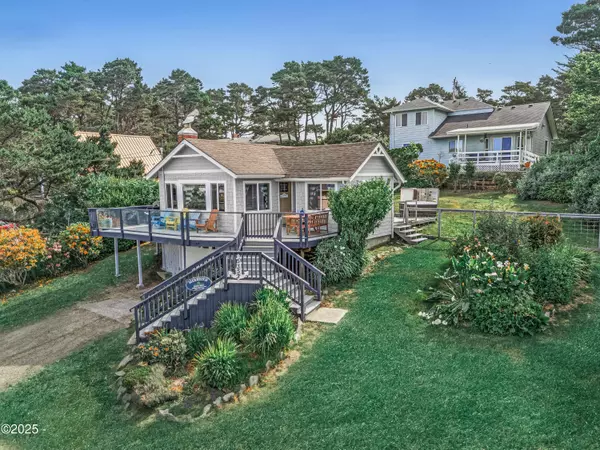 5353 SW Neal AVE, Waldport, OR 97394