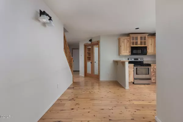 Waldport, OR 97394,2104 NW Mokmak Lake Dr