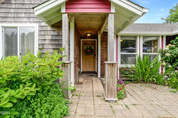 Cannon Beach, OR 97110,3664 W Chinook AVE