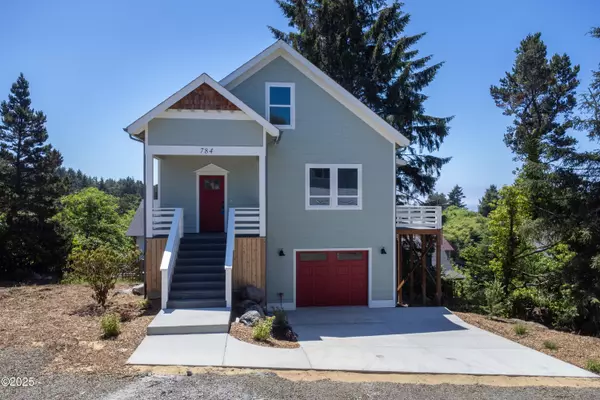 Lincoln City, OR 97367,784 SW 28th CT