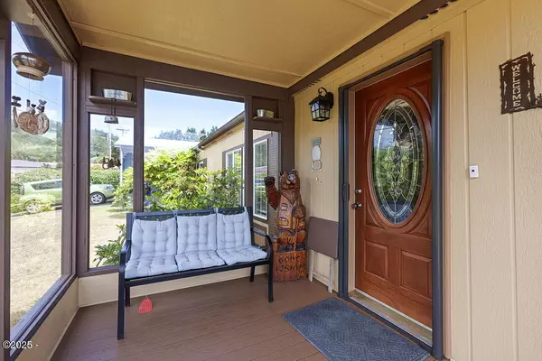 Newport, OR 97365,70 NE 73rd ST