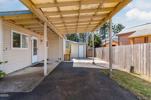 Lincoln City, OR 97367,247 SE Neptune AVE