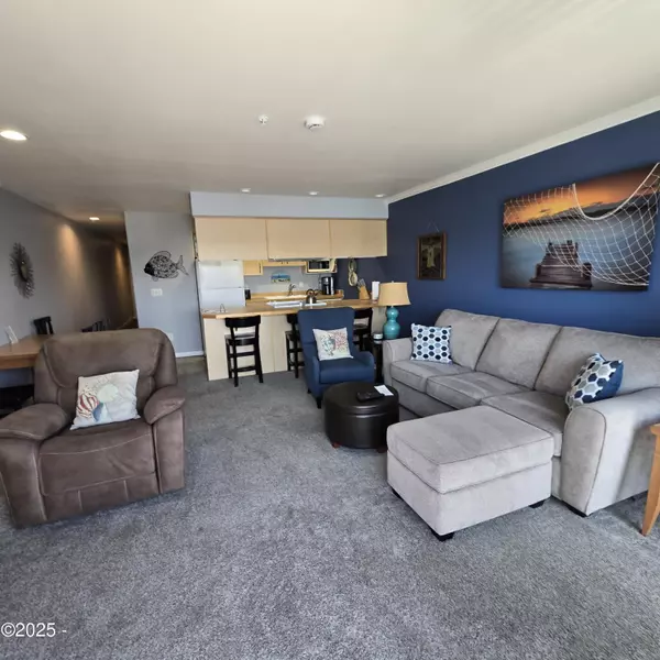 Newport, OR 97365,890 SE Bay BLVD #316