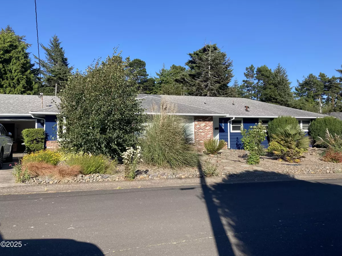 Newport, OR 97365,255 SE Penter LN