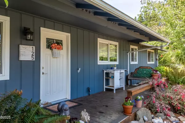 Waldport, OR 97394,125 SE Salmon ST