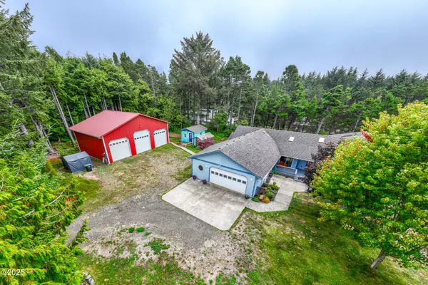 Waldport, OR 97394,3877 SW Dahlia LN