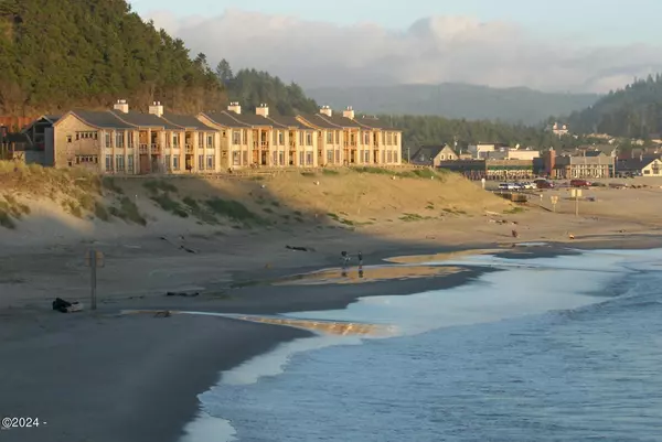 33000 Cape Kiwanda Dr Unit 16 Wk 28, Pacific City, OR 97135