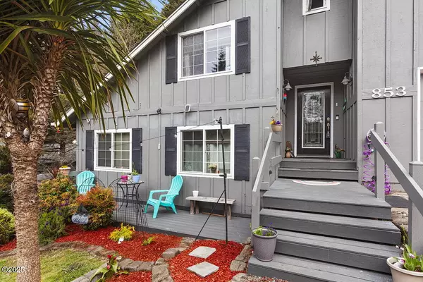 Newport, OR 97365,853 NE Lakewood DR