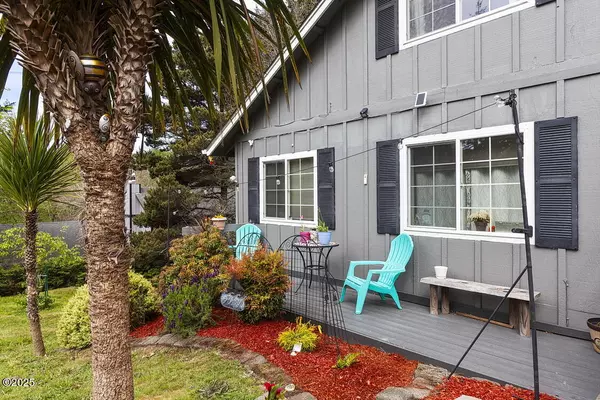 Newport, OR 97365,853 NE Lakewood DR