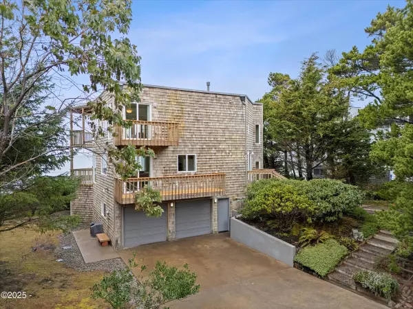 4445 Jack Pine AVE, Depoe Bay, OR 97341