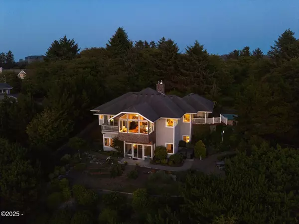 Neskowin, OR 97149,44615 Sahhali DR