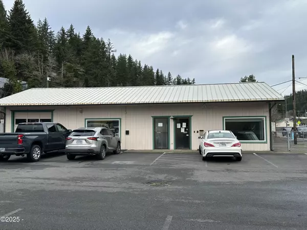 Toledo, OR 97391,727 NW A ST