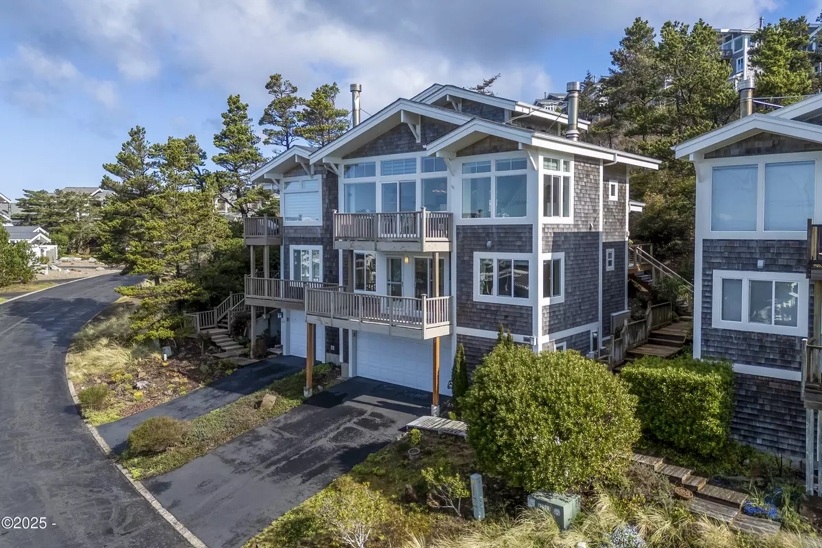Oceanside, OR 97134,440 Capes DR