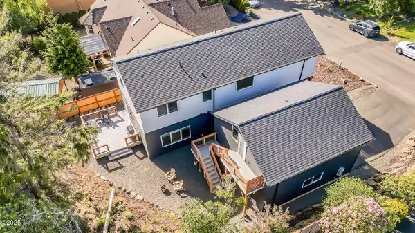 Lincoln City, OR 97367,140 Lancer ST
