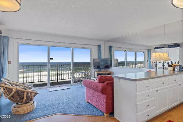 4229 SW Beach AVE #27, Lincoln City, OR 97367