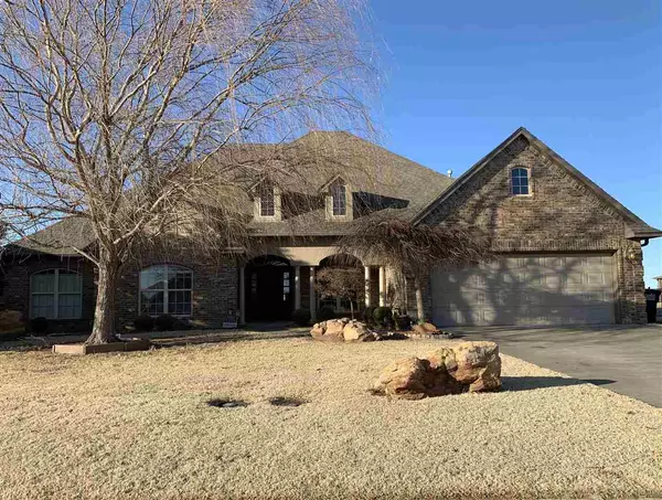 5002 Deerfield, Enid, OK 73703