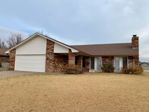 2304 Single Tree, Enid, OK 73703