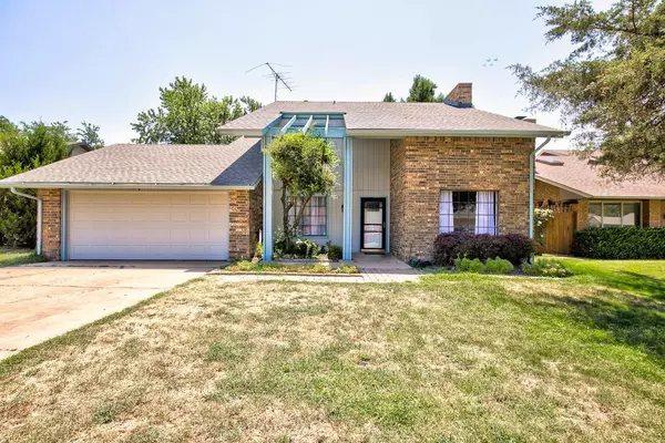 2005 Lantern Lane, Enid, OK 73703