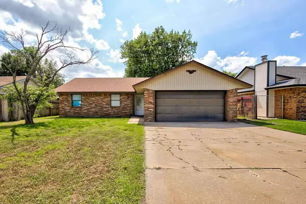 Enid, OK 73703,322 Sooner Trail