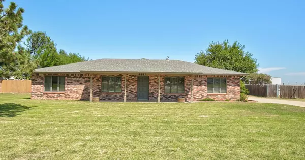 4842 Cedardale Rd, Woodward, OK 73801