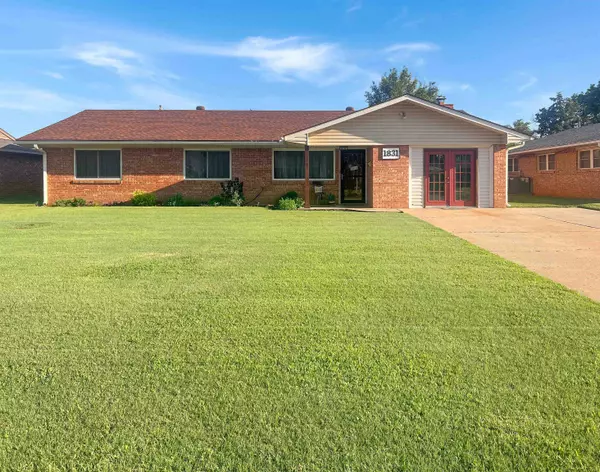 Alva, OK 73717,1831 Maple Street