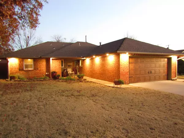 3409 Cogdal, Enid, OK 73703