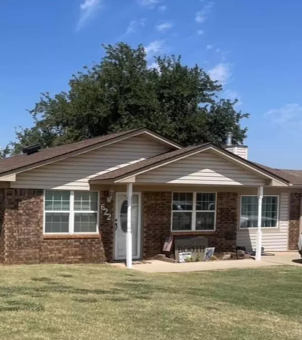 622 Lisa Ln, Waukomis, OK 73773