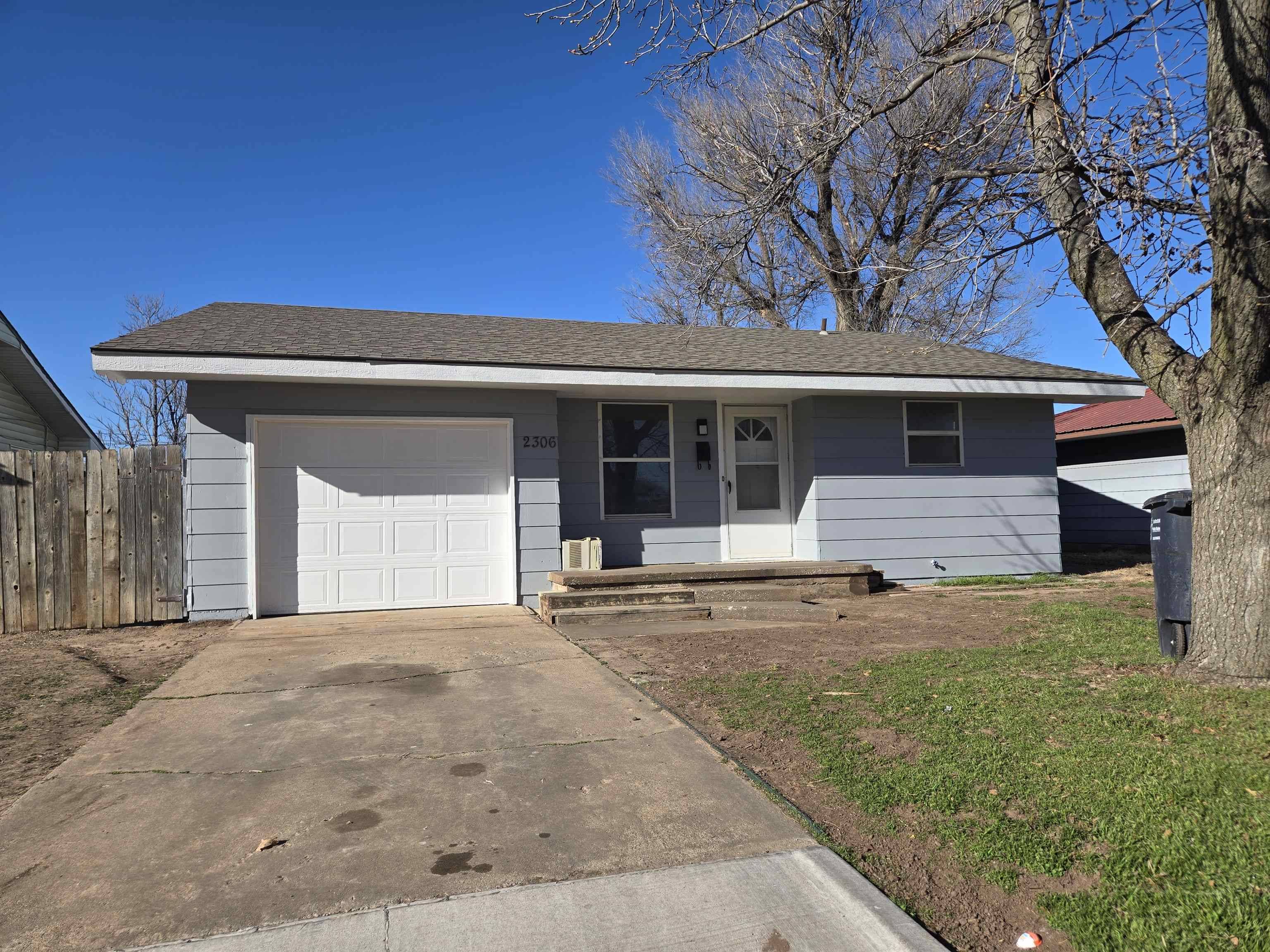 2306 Locust, Enid, OK 73701