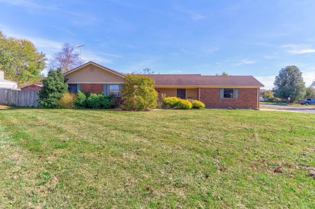 Henderson, KY 42020,1501 Camelot